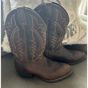 Tony Lama Cowboy Boots Size 9D Style BB2021
